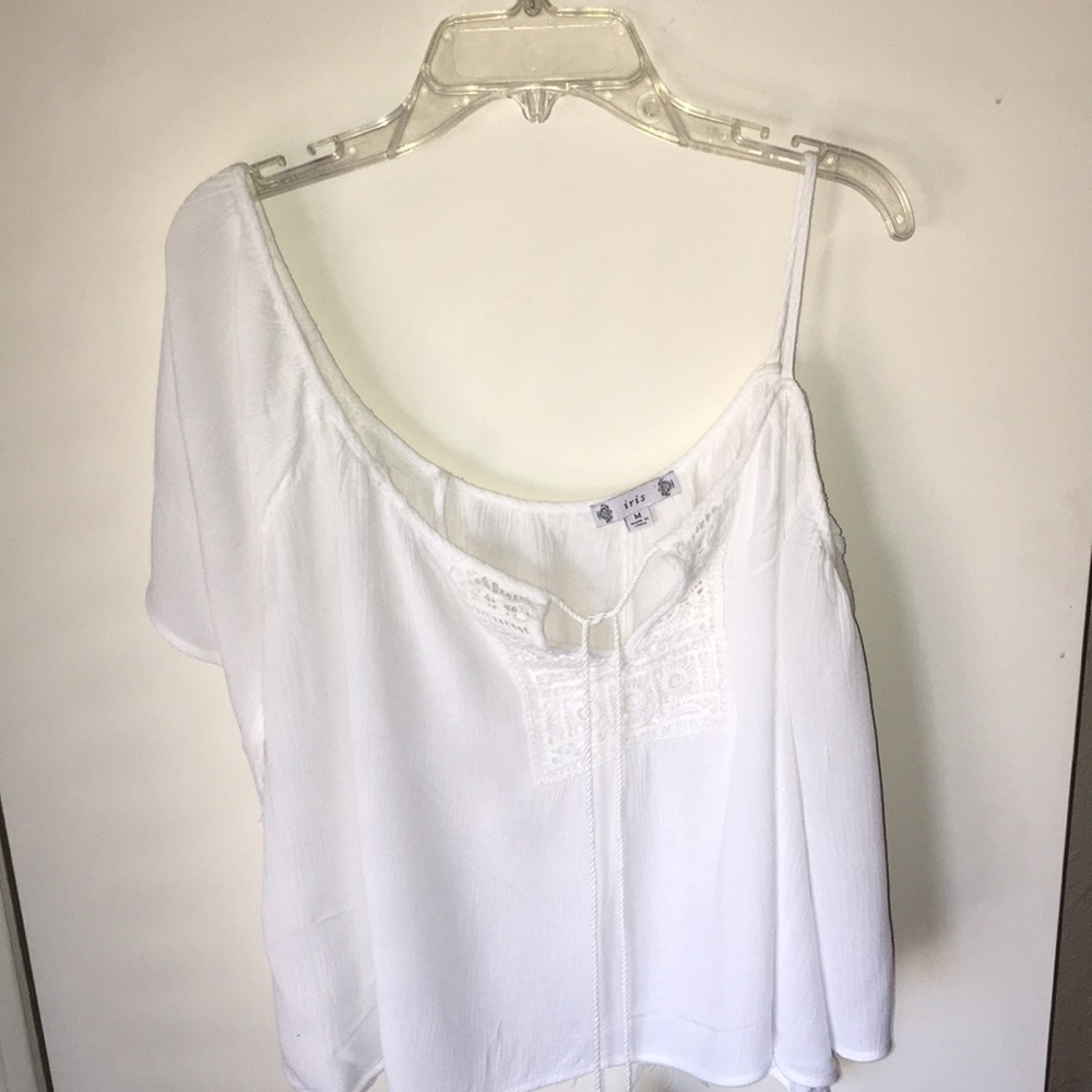 White Versatile Lightweight Blouse - image 2